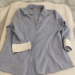 Lee Men's Blue and White Striped Casual Shirt